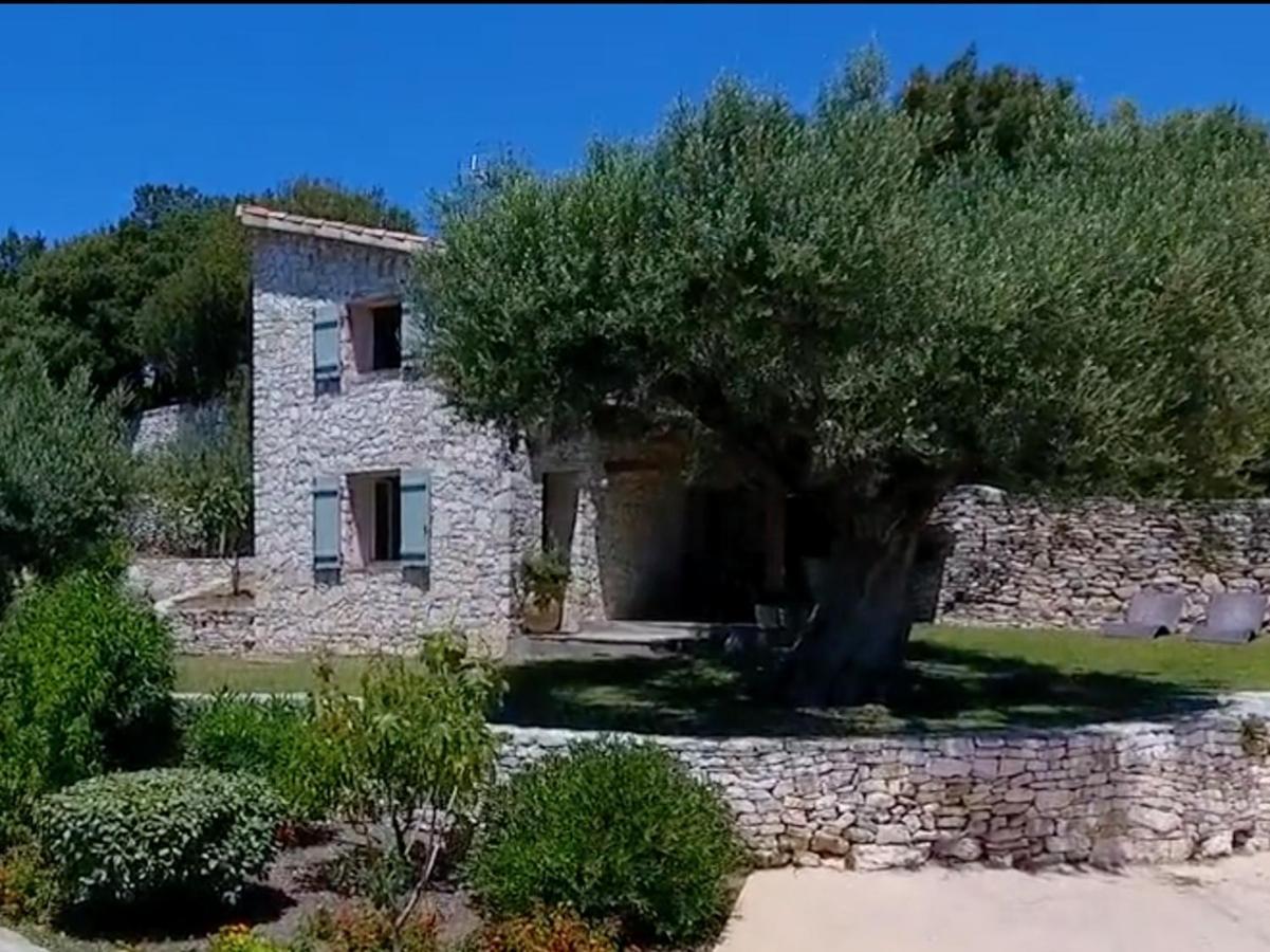 Villa Sanchez Bonifacio  Exteriör bild