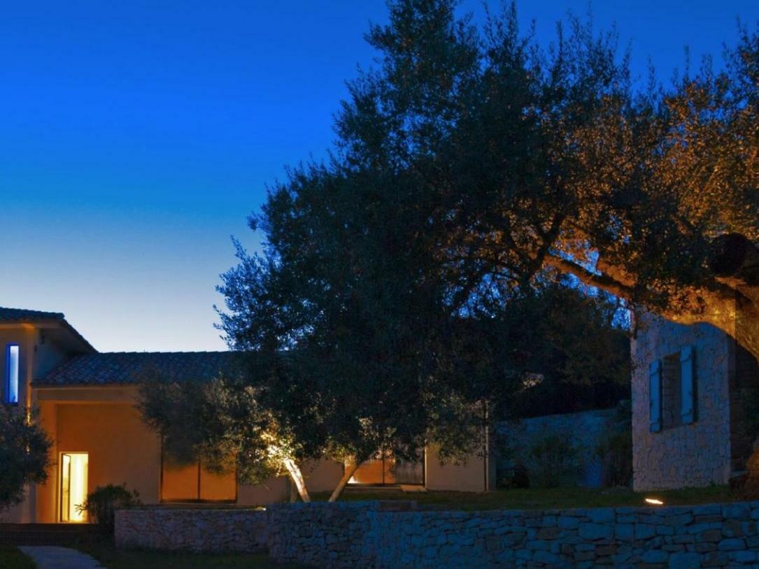 Villa Sanchez Bonifacio  Exteriör bild